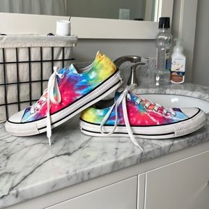 Converse Chuck Taylor tie-dye